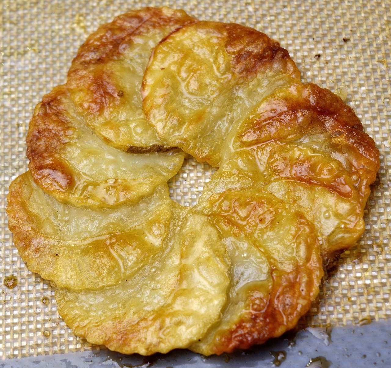 Pommes Galettes/Pommes Maxim (Wafer Potatoes)