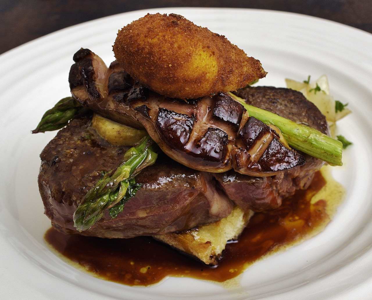 Sous Vide: Tournedos of beef Ã la faÃ§on du chef